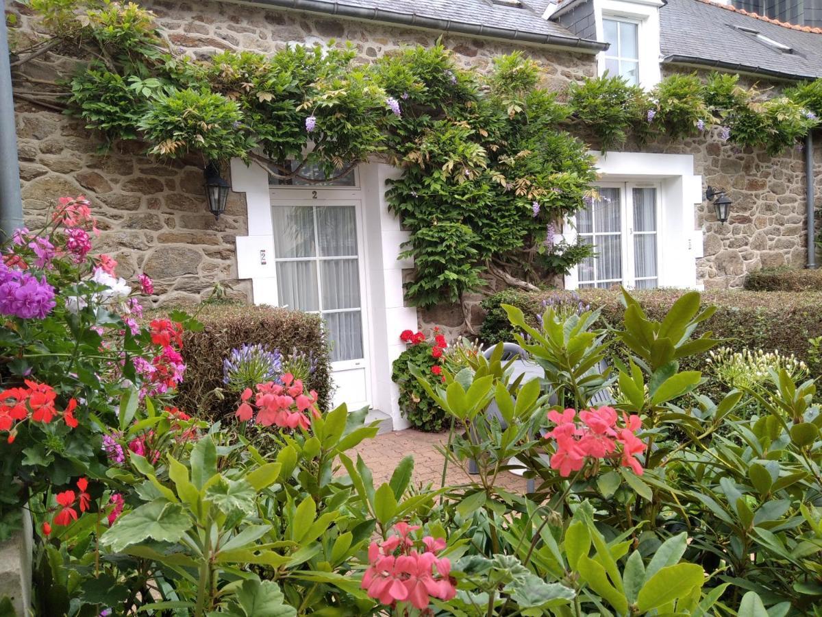 Clos De La Fontaine Dinard Exterior photo