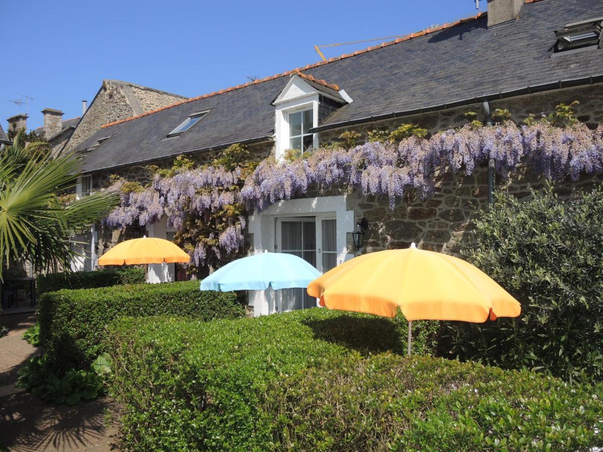 Clos De La Fontaine Dinard Exterior photo