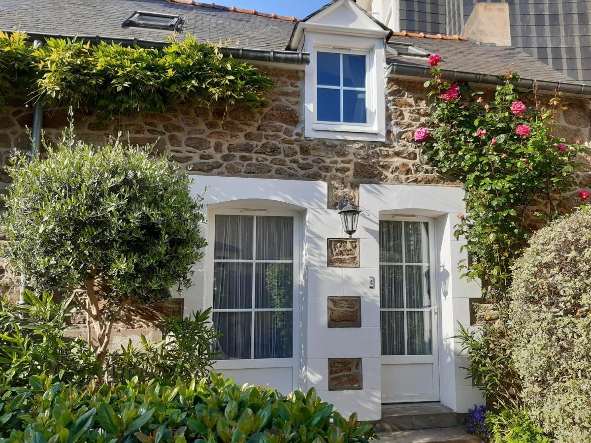 Clos De La Fontaine Dinard Exterior photo